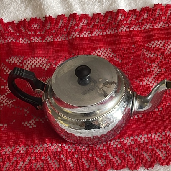 Sona Chrome, Hammered Aluminum Works, Stratford England. 3 cup. Vintage. EUC - Picture 1 of 4